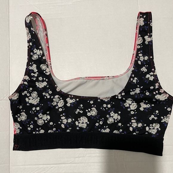 Pink Victoria's Secret Very Sexy Unlined Floral Sports Bra size M - Picture 2 of 4